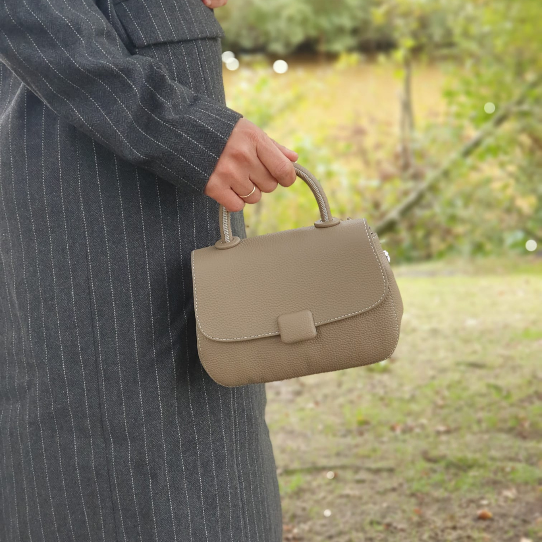 Top Handle Bag Grau